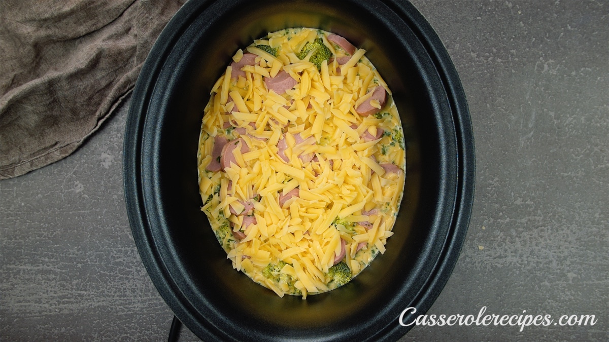 crockpot breakfast casserole in a crockpot