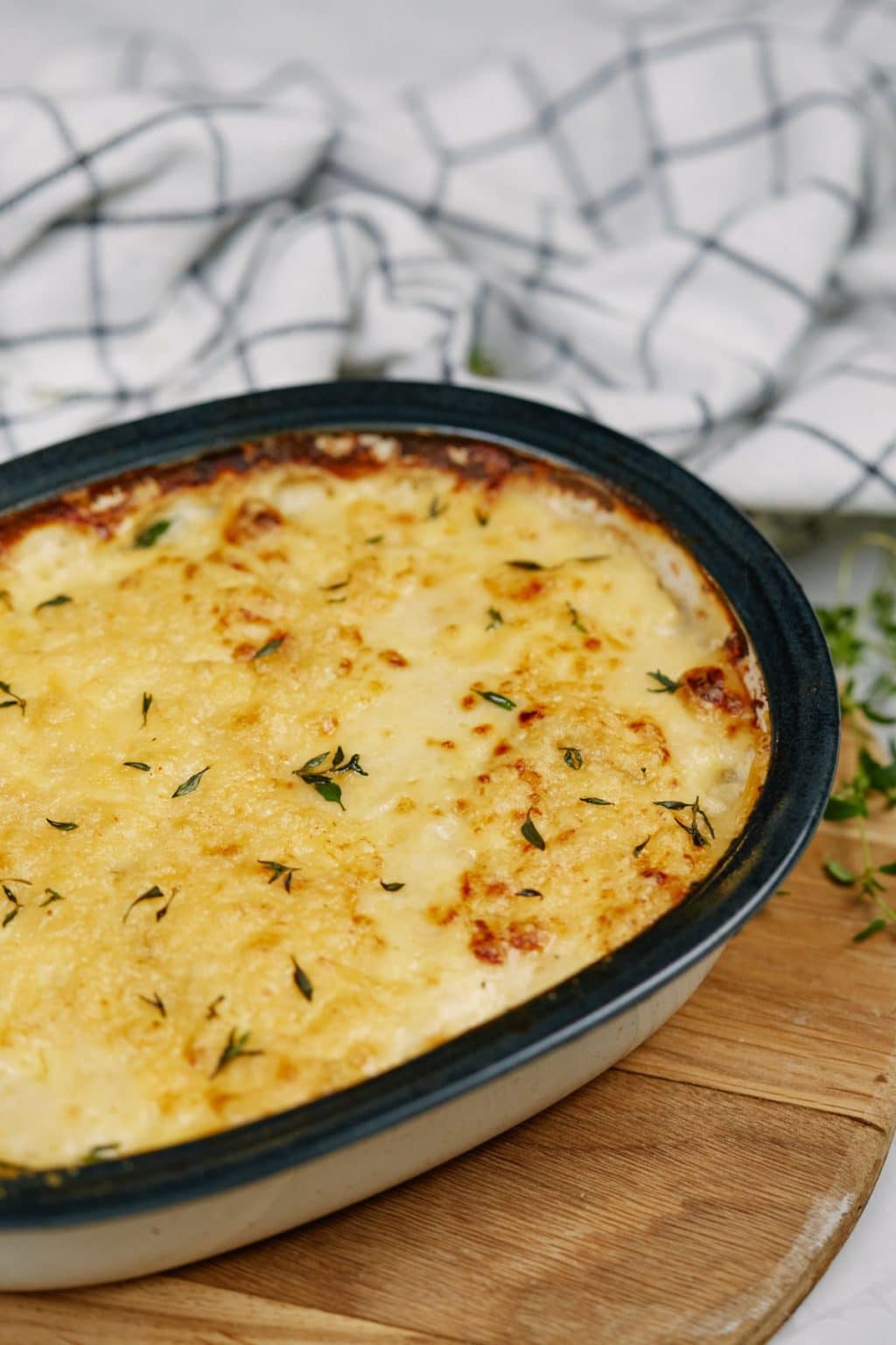 Creamy Au Gratin Potatoes - Casserole Recipes