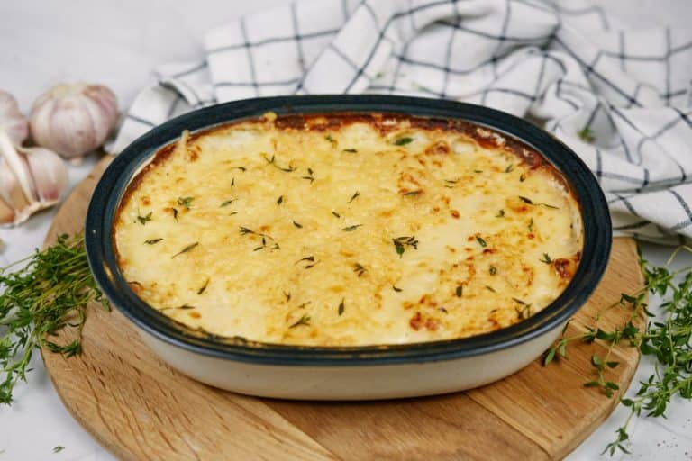 Creamy Au Gratin Potatoes - Casserole Recipes