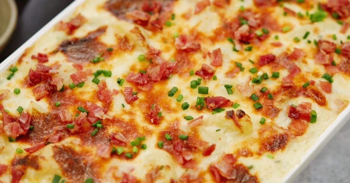 Potato Bake (Creamy and Cheesy) - Casserole Recipes