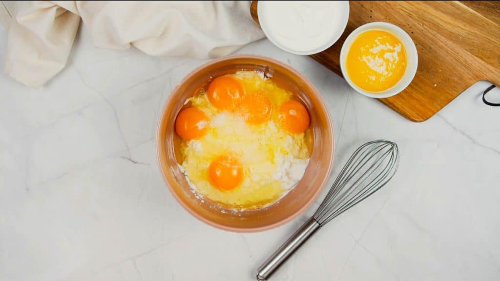 eggs in bowl to be whisked