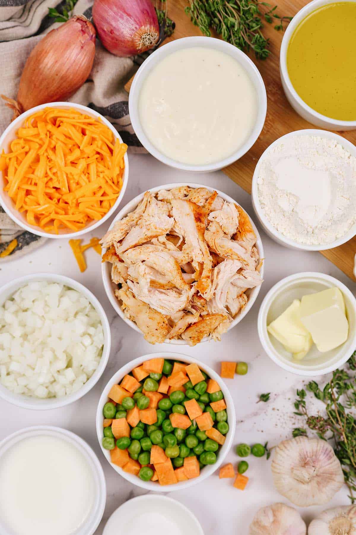 ingredients to make chicken cobbler