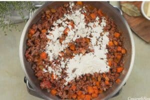 how to thicken sauce to make beef hot pot casserole