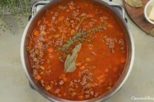 simmering sauce to make beef hot pot casserole